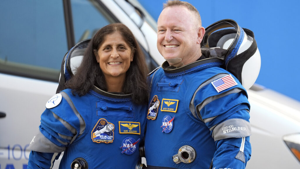 NASA Stuck Astronauts Destinations Desire