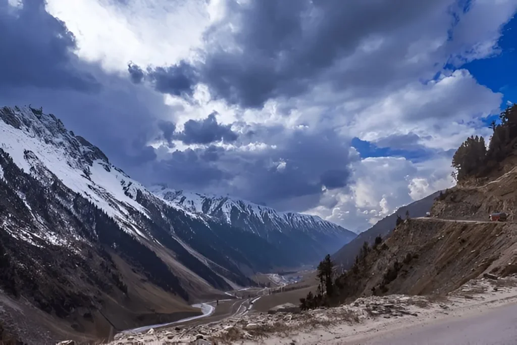 1743772425788zojilapass Destinations Desire