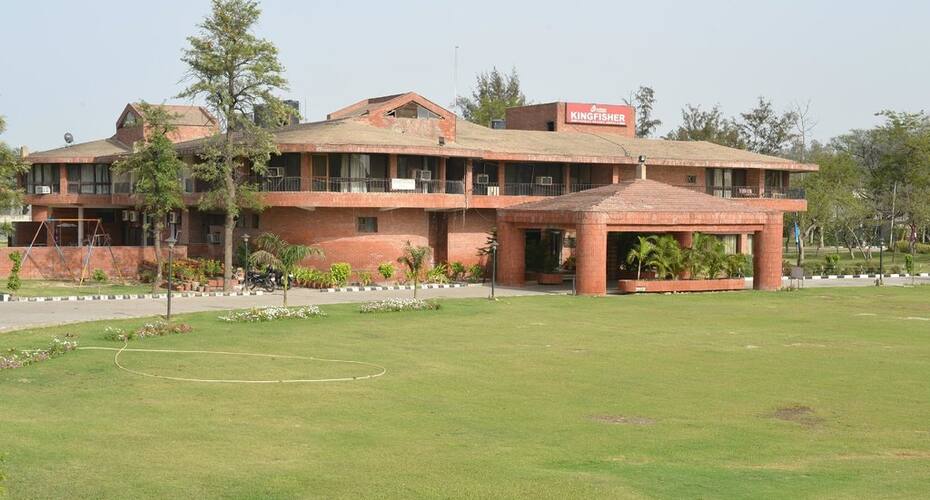 Hotel King Fisher Destinations Desire