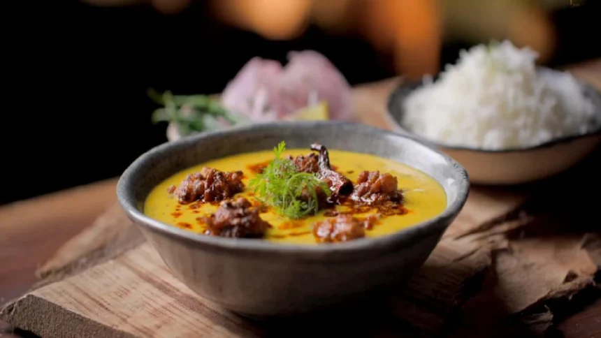 Famous Tadke Wale Kadhi chawal i