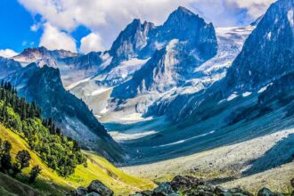 Kanatal Uttarakhand winter landscape