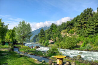 pahalgam valley covered in snow in december