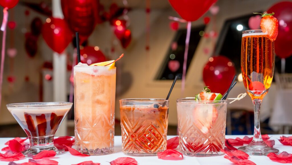 65aaf4caac1a6ECRomanticValentinesDayDinnerCruise4 Destinations Desire