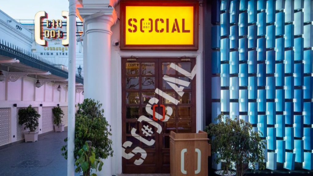 Cafe 3 Destinations Desire